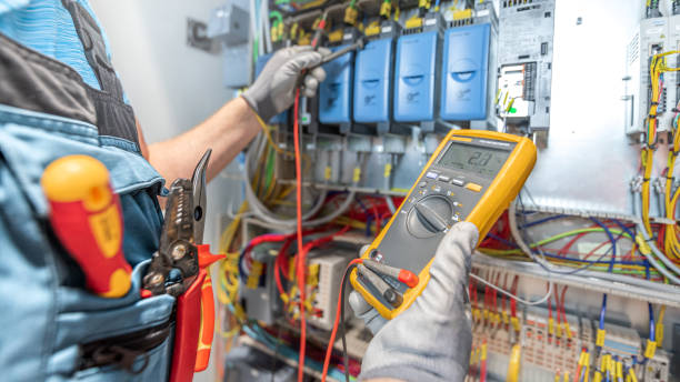 Best Affordable Emergency Electrician  in Grand Coulee, WA