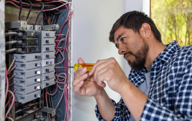 Best Licensed Electrician  in Grand Coulee, WA